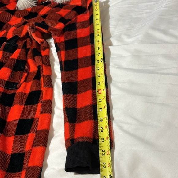 Holiday Time Red & Black Onesie Buffalo Plaid One Piece Pajamas - size M - Picture 10 of 11